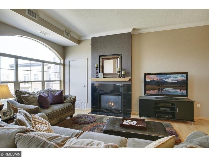 1800 Graham Ave #437, Saint Paul, MN 55116