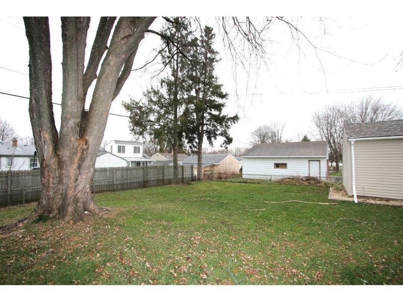 2058 Clear Ave, Saint Paul, MN 55119