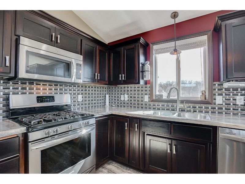 310 217th Ave NW, Oak Grove, MN 55011