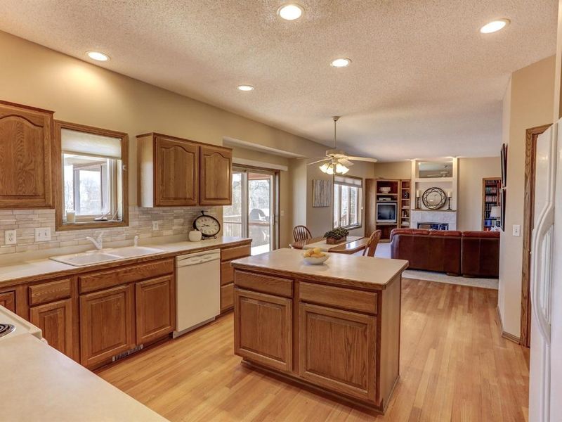 13449 Nevada Ave, Savage, MN 55378