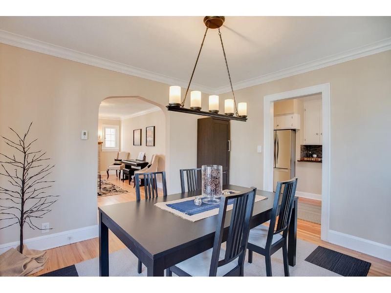 1316 Palace Ave, Saint Paul, MN 55105