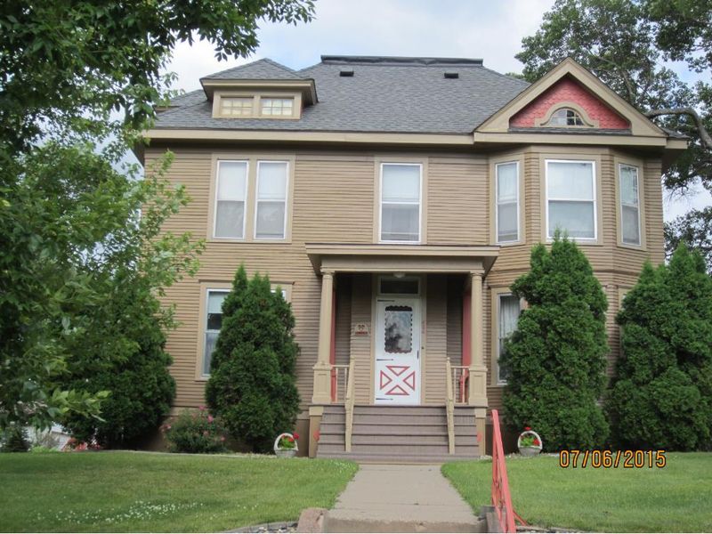 424 6th St NE, Staples, MN 56479
