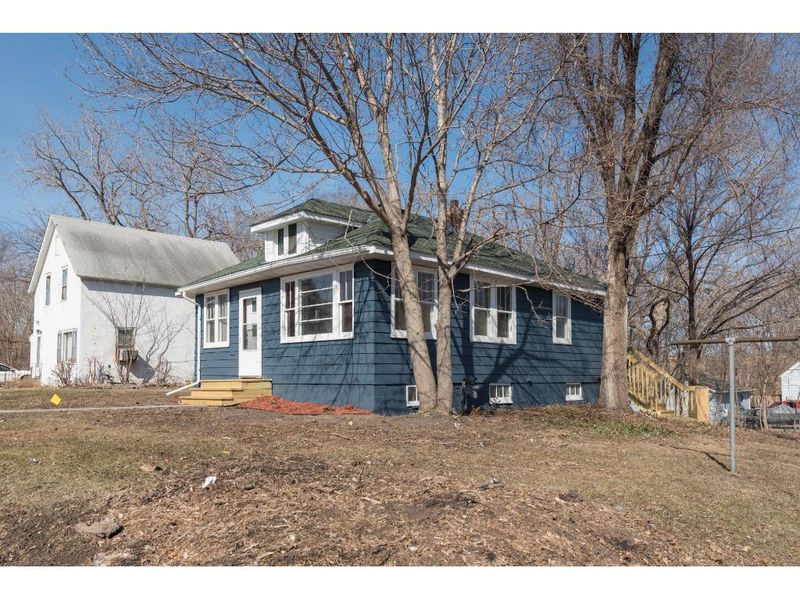333 Arlington Ave E, Saint Paul, MN 55130