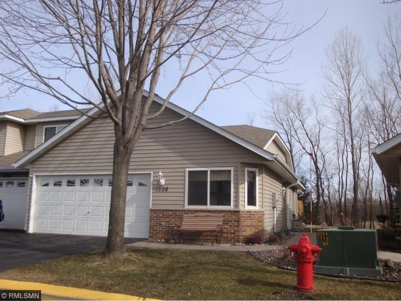 1238 Island Dr, Forest Lake, MN 55025