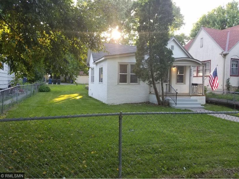3523 Knox Ave N, Minneapolis, MN 55412