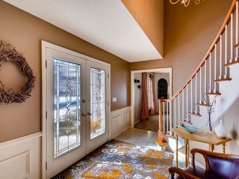 304 E 135th St, Burnsville, MN 55337