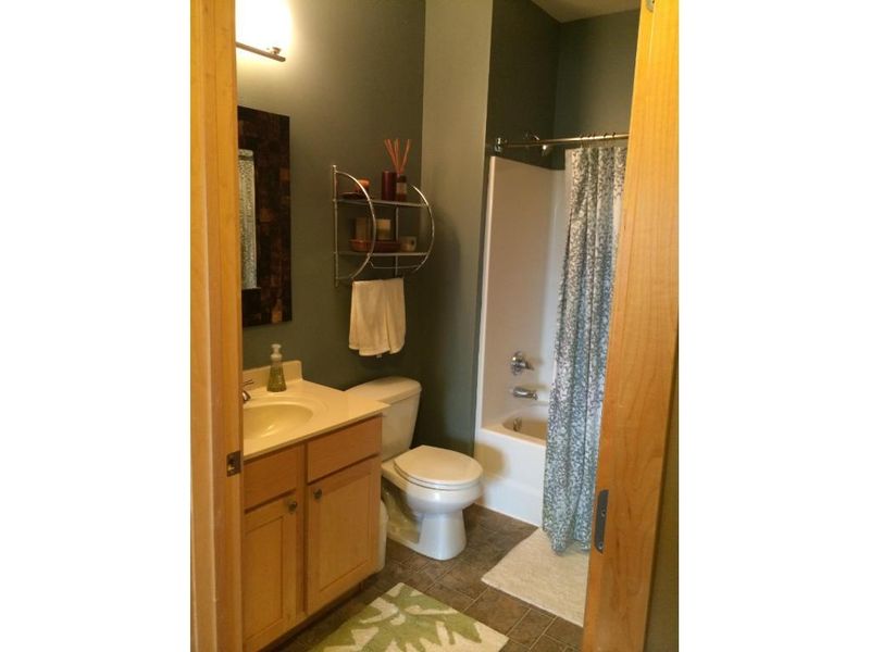 2900 11th Ave S #415, Minneapolis, MN 55407