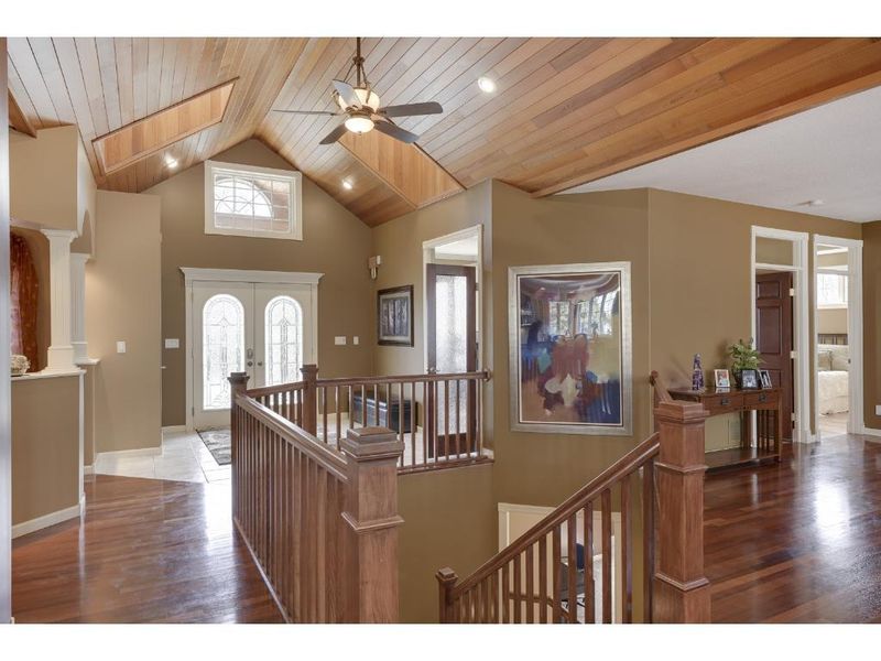 8111 Walnut Grove Ln N, Maple Grove, MN 55311