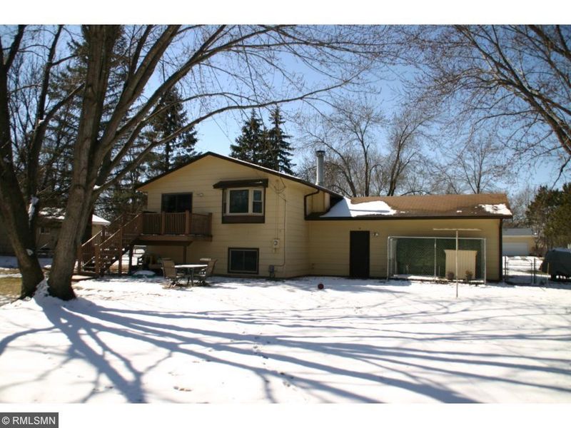 617 Keniston St N, Champlin, MN 55316