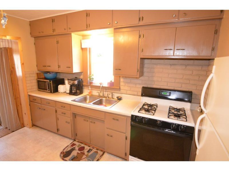 17254 Smith Rd, Brainerd, MN 56401