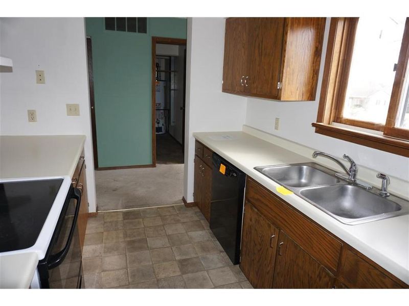 2530 Stearns Way, Saint Cloud, MN 56303