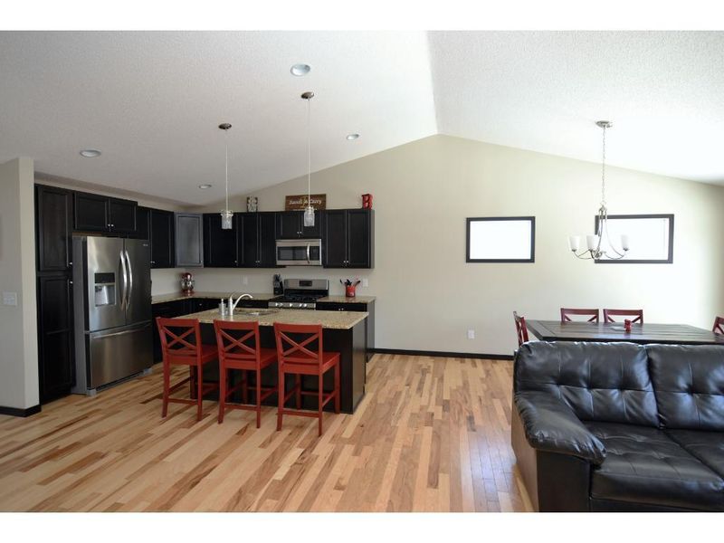 260 Hawaii St SE, Lonsdale, MN 55046