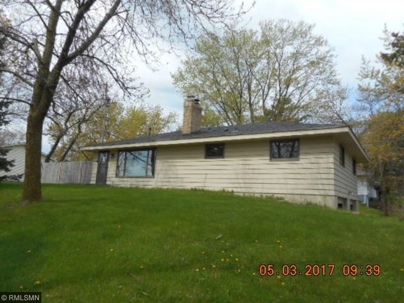 10600 River Ter, Bloomington, MN 55431