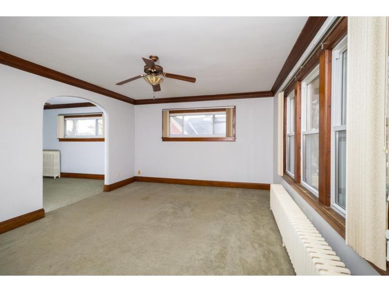 692 Lafond Ave, Saint Paul, MN 55104