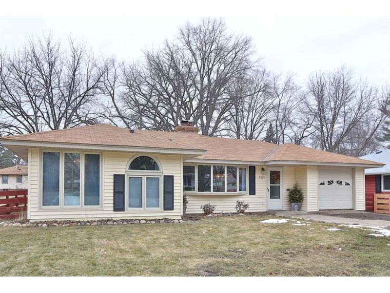 6826 W 23rd St, Saint Louis Park, MN 55426