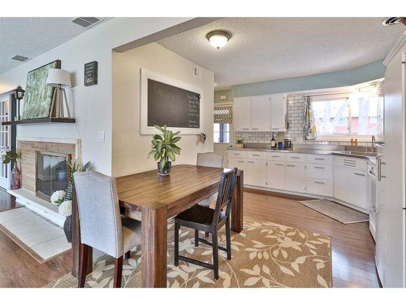 6826 W 23rd St, Saint Louis Park, MN 55426