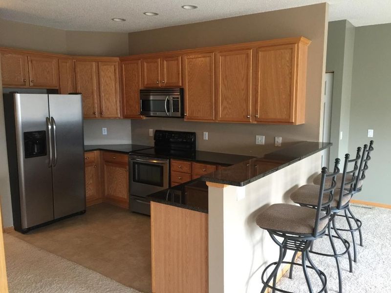 2699 New Century Ln, Maplewood, MN 55119