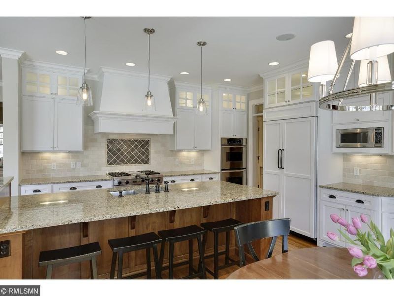 5529 Kellogg Ave, Edina, MN 55424