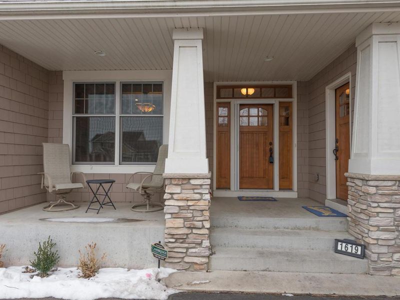 1619 Sparrow Rd, Waconia, MN 55387