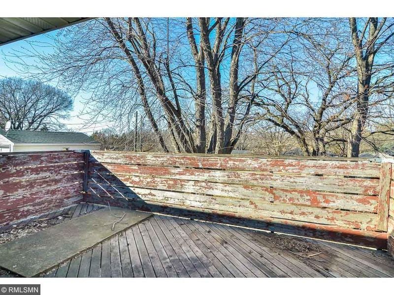 1559 Hudson Rd, Saint Paul, MN 55106