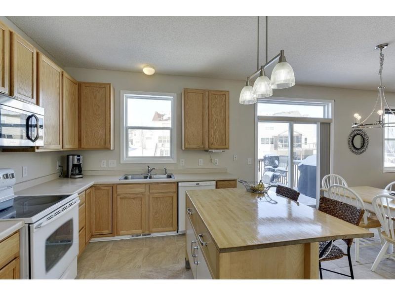 18184 68th Ave N, Maple Grove, MN 55311
