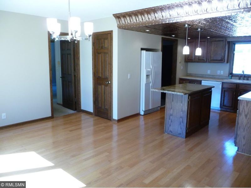 761 Cottage Pl, Shoreview, MN 55126