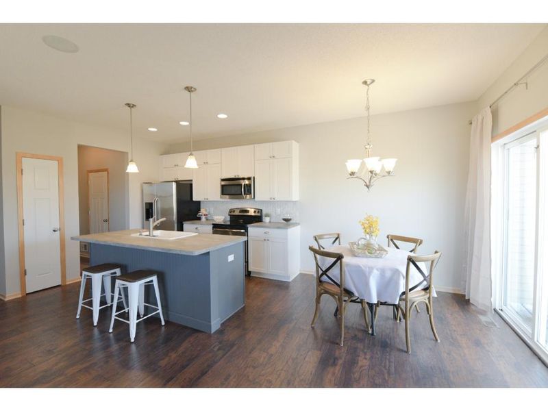 7247 Kittredge Cv, Otsego, MN 55301