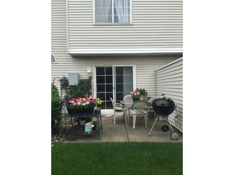 9239 Troon Ct, Woodbury, MN 55125