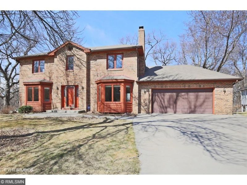 12047 Gantry Ln, Apple Valley, MN 55124
