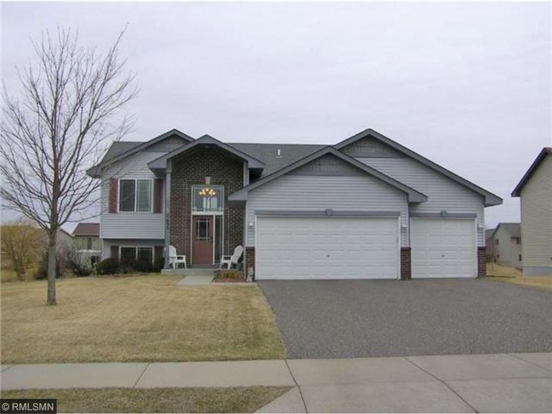 7635 Padgett Ave NE, Otsego, MN 55330