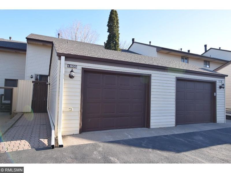 1805 Livingston Ave, West Saint Paul, MN 55118