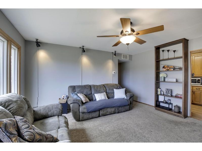 7200 Thomas Ave S, Richfield, MN 55423