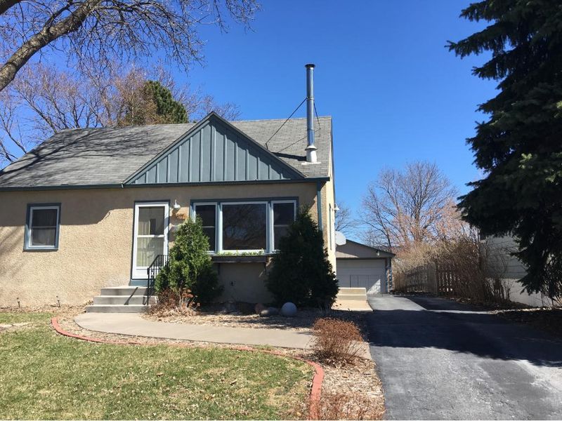 4827 Madison St NE, Columbia Heights, MN 55421