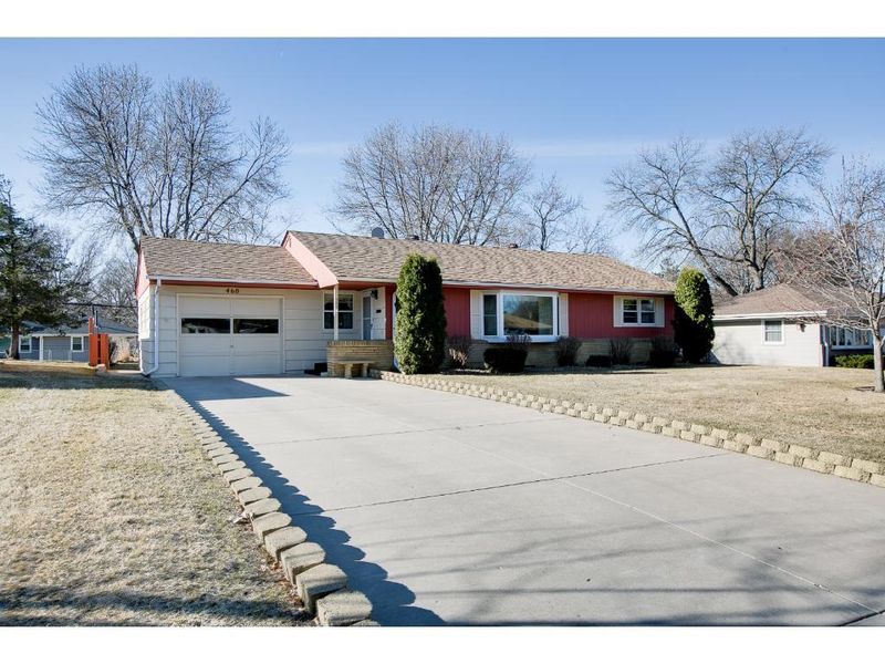 460 67th Ave NE, Fridley, MN 55432