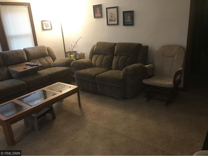 709 NW 2nd St, Waseca, MN 56093