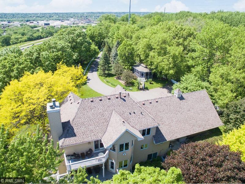 6777 Geneva Ave S, Cottage Grove, MN 55016