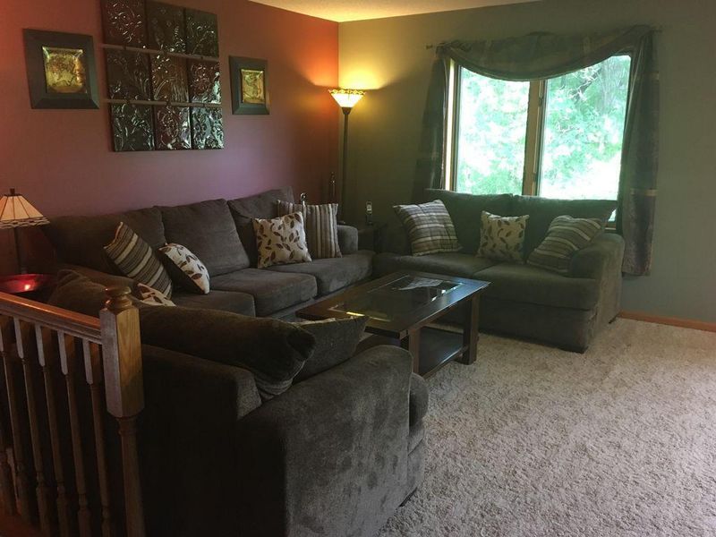 130 Rolling Oaks Ln, Darwin, MN 55324