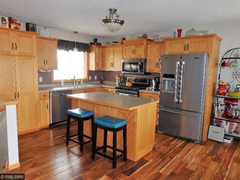 219 4th Ave SE, Saint Joseph, MN 56374