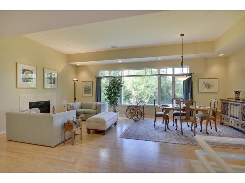 11450 Aspen Way, Minnetonka, MN 55305
