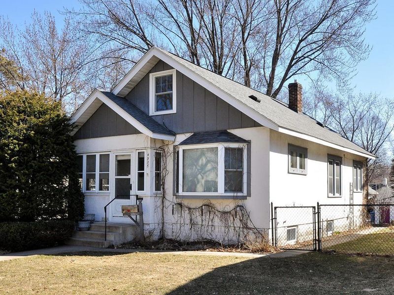 4925 31st Ave S, Minneapolis, MN 55417