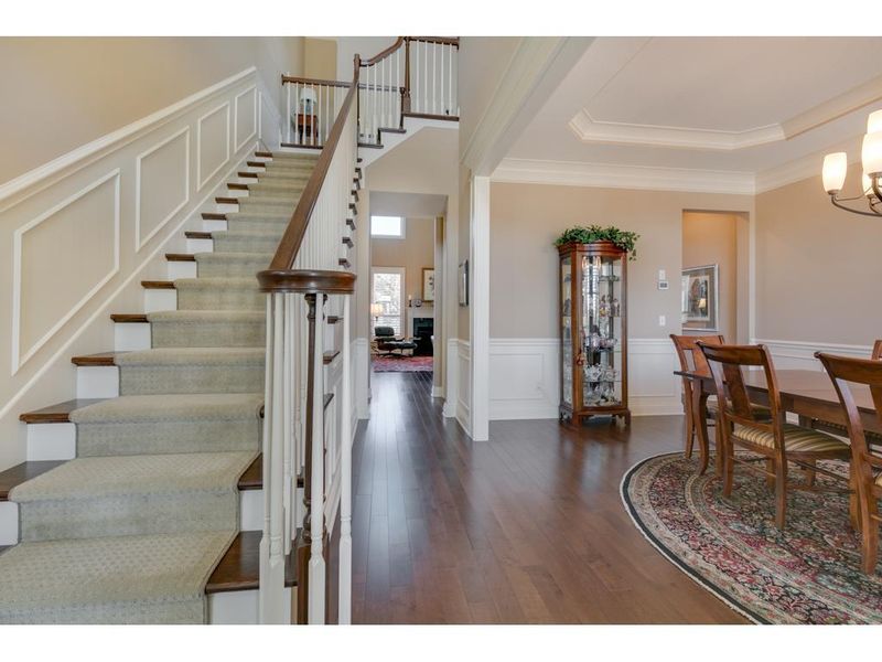 16374 Sohm Ct, Eden Prairie, MN 55347