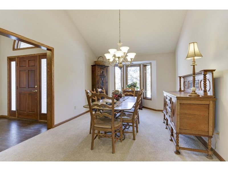 5981 Ridge Creek Rd, Shoreview, MN 55126
