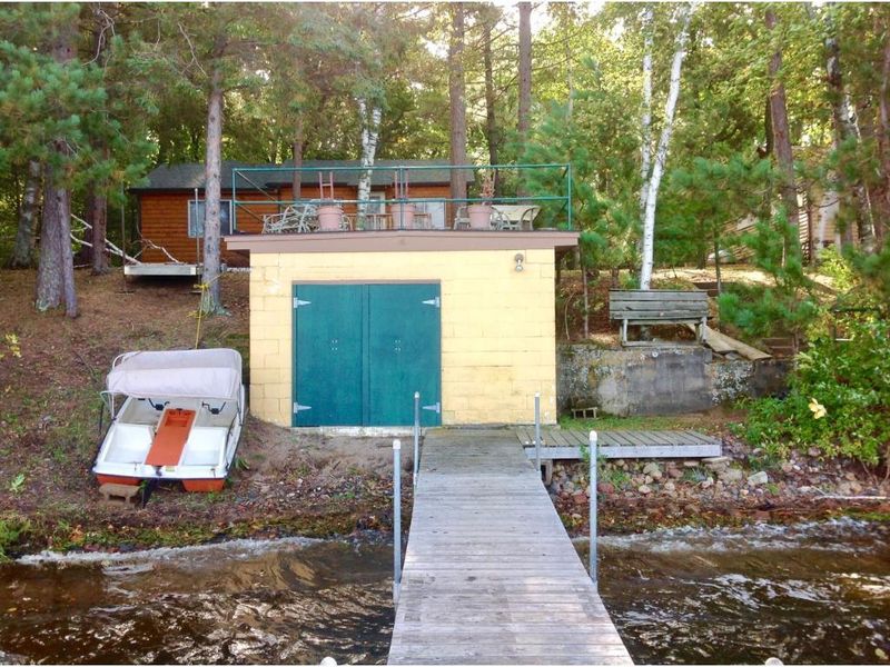 17420 Paradise Shores Rd, Brainerd, MN 56401
