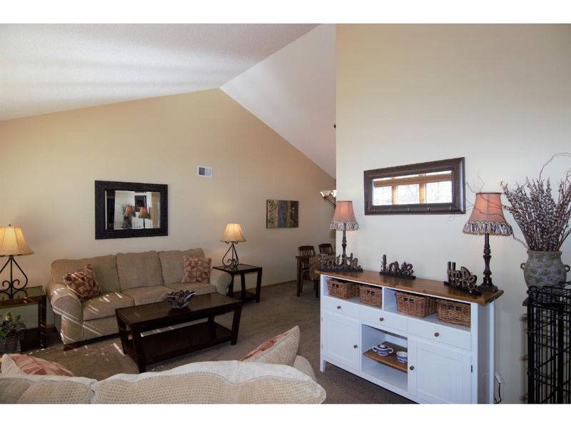 13692 47th St NE, Saint Michael, MN 55376