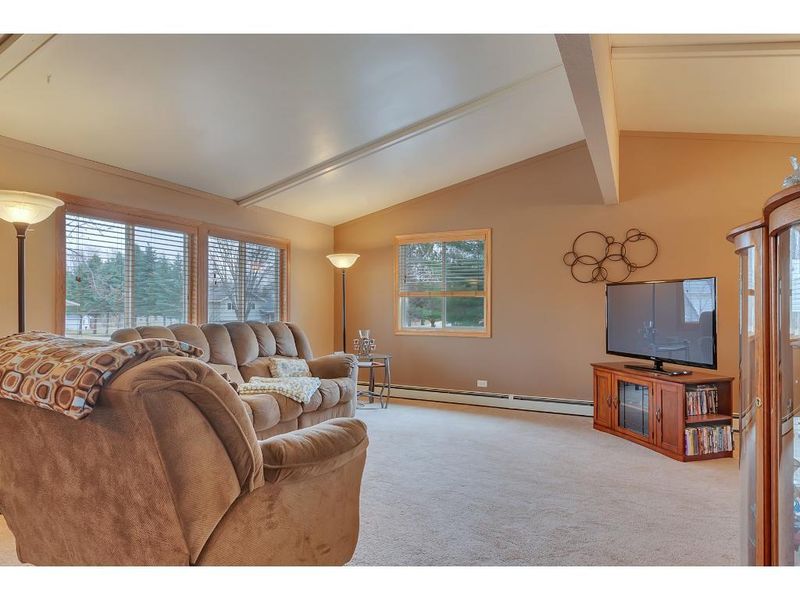 839 3rd Ave S, Waite Park, MN 56387