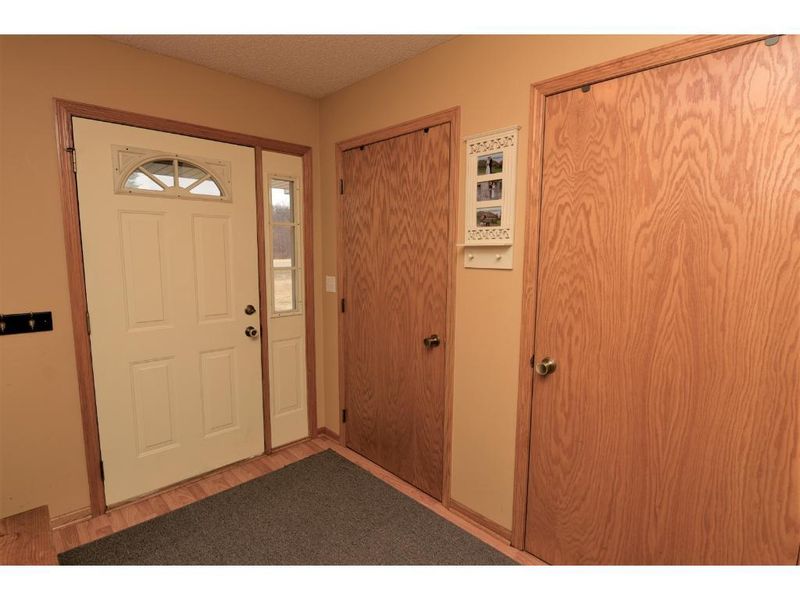15263 67th St, Becker, MN 55308