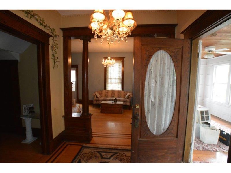140 Ashland St N, Cambridge, MN 55008