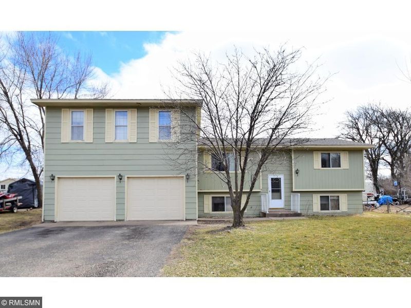 23263 Ambassador Blvd NW, Saint Francis, MN 55070