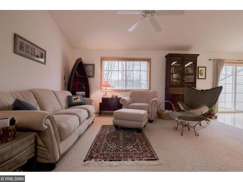 1016 Pine St, Farmington, MN 55024