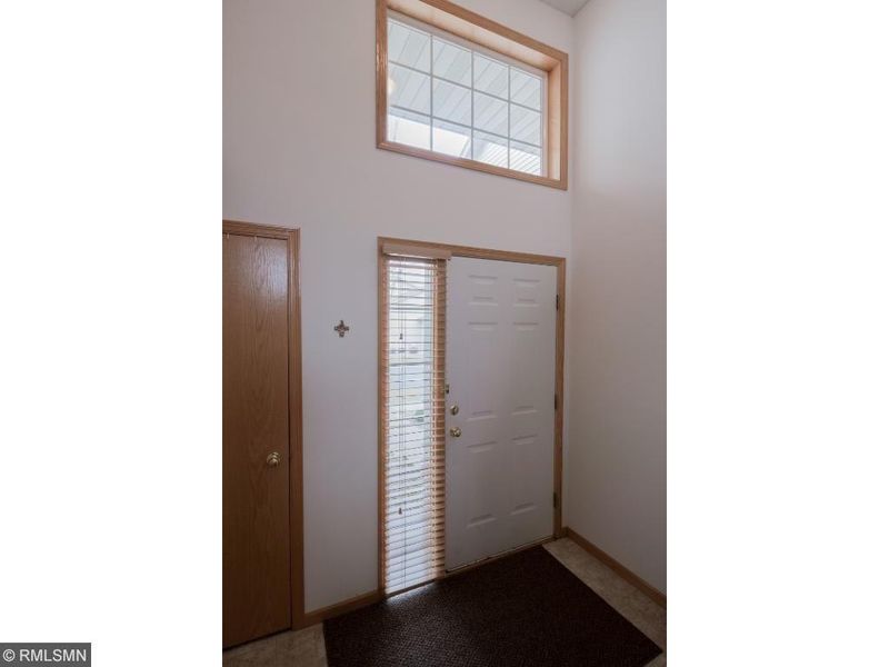 1016 Pine St, Farmington, MN 55024